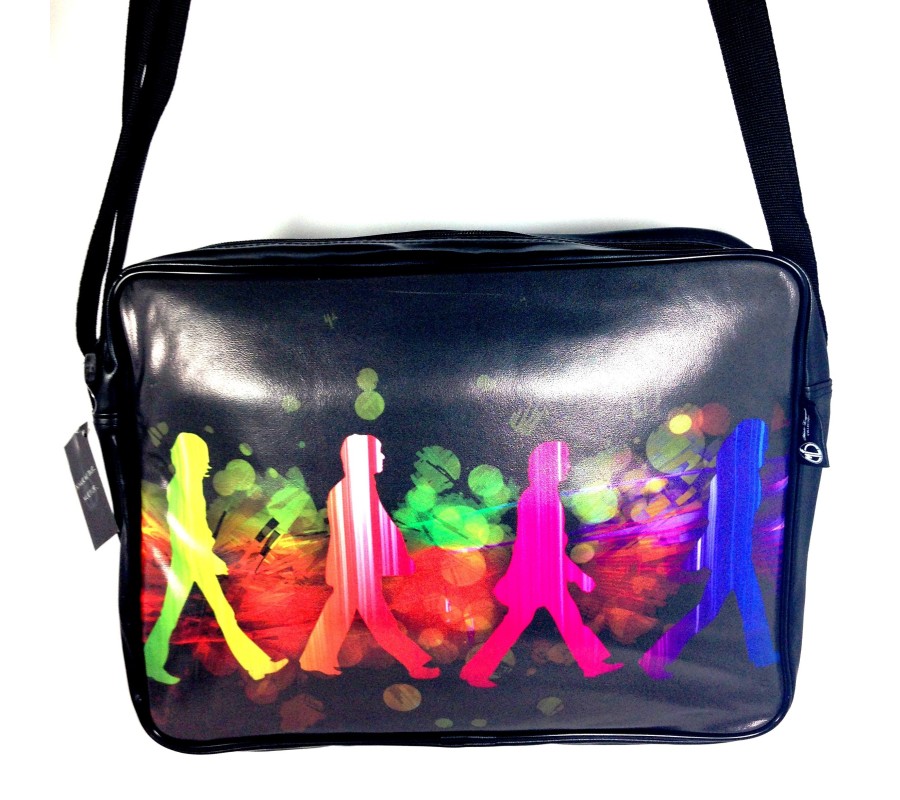 Saco MLC FBG-0133, 'The 4 Walking' / The Beatles, em PVC, Folk 1.0 Series