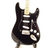 Miniatura guitarra MLC MGT-1199, 'David Gilmour (Pink Floyd) - Fender Stratocaster Black'